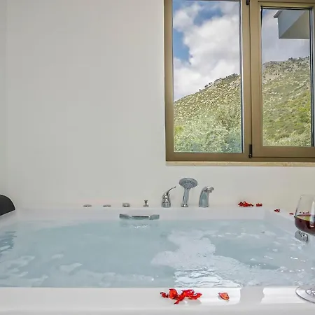 Avantgarde-1 * Kaş