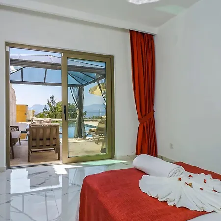 Avantgarde-1 Vila Kaş